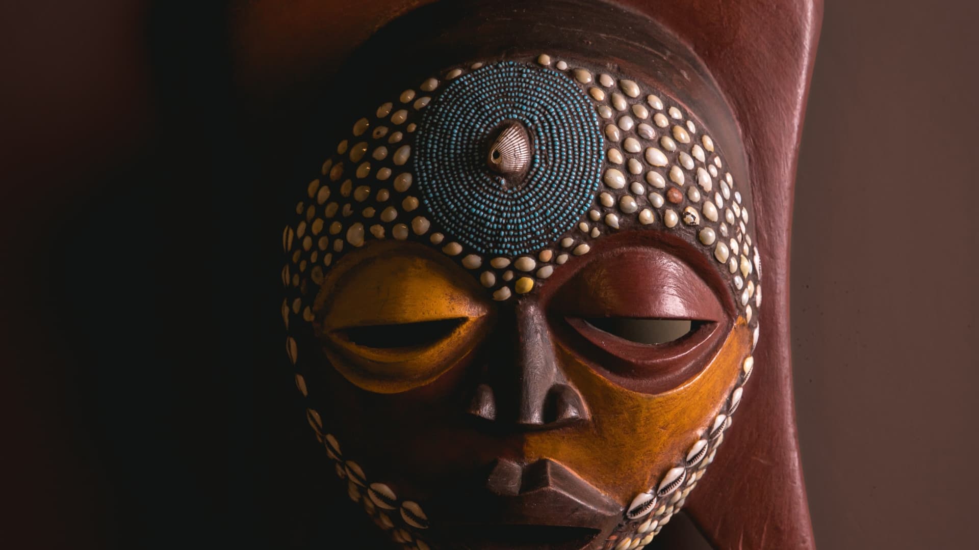 African mask artwork